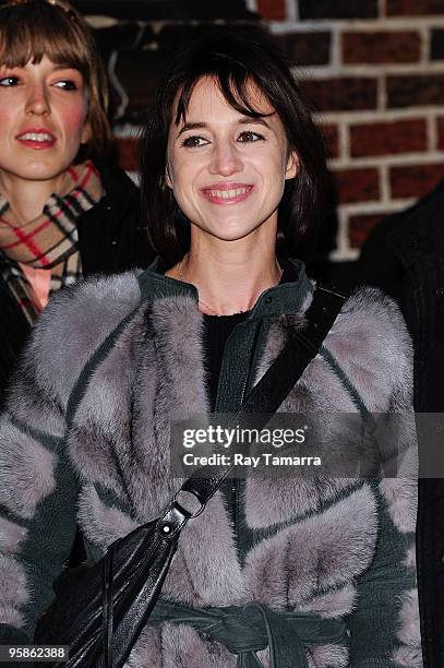 Actress and singer Charlotte Gainsbourg visits the "Late Show With David Letterman" at the Ed Sullivan Theater on January 18, 2010 in New York City.