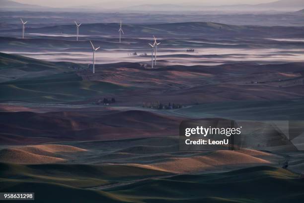 palouse at sunrise, wa, usa - pole barn stock pictures, royalty-free photos & images