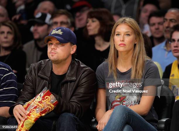 Leonardo DiCaprio and Bar Refaeli attend a game between the Orlando Magic and the Los Angeles Lakers at Staples Center on January on January 18, 2010...