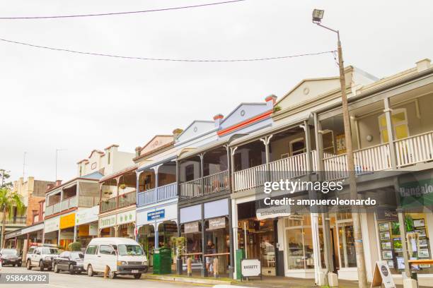 bangalow, australia - old fashioned australian beach foto e immagini stock