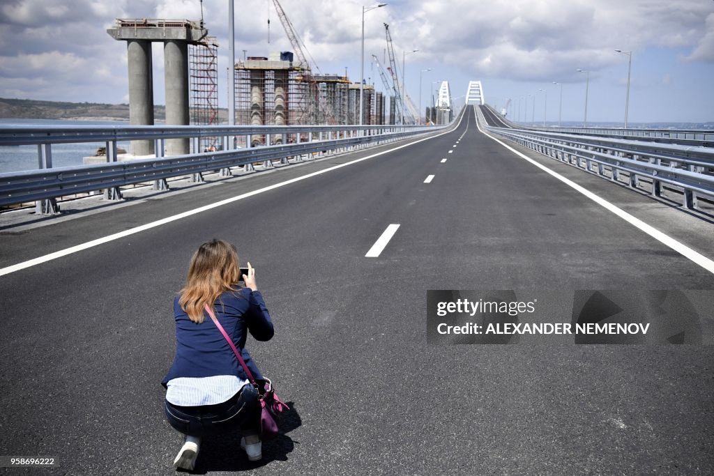 TOPSHOT-CRIMEA-RUSSIA-CONSTRUCTION