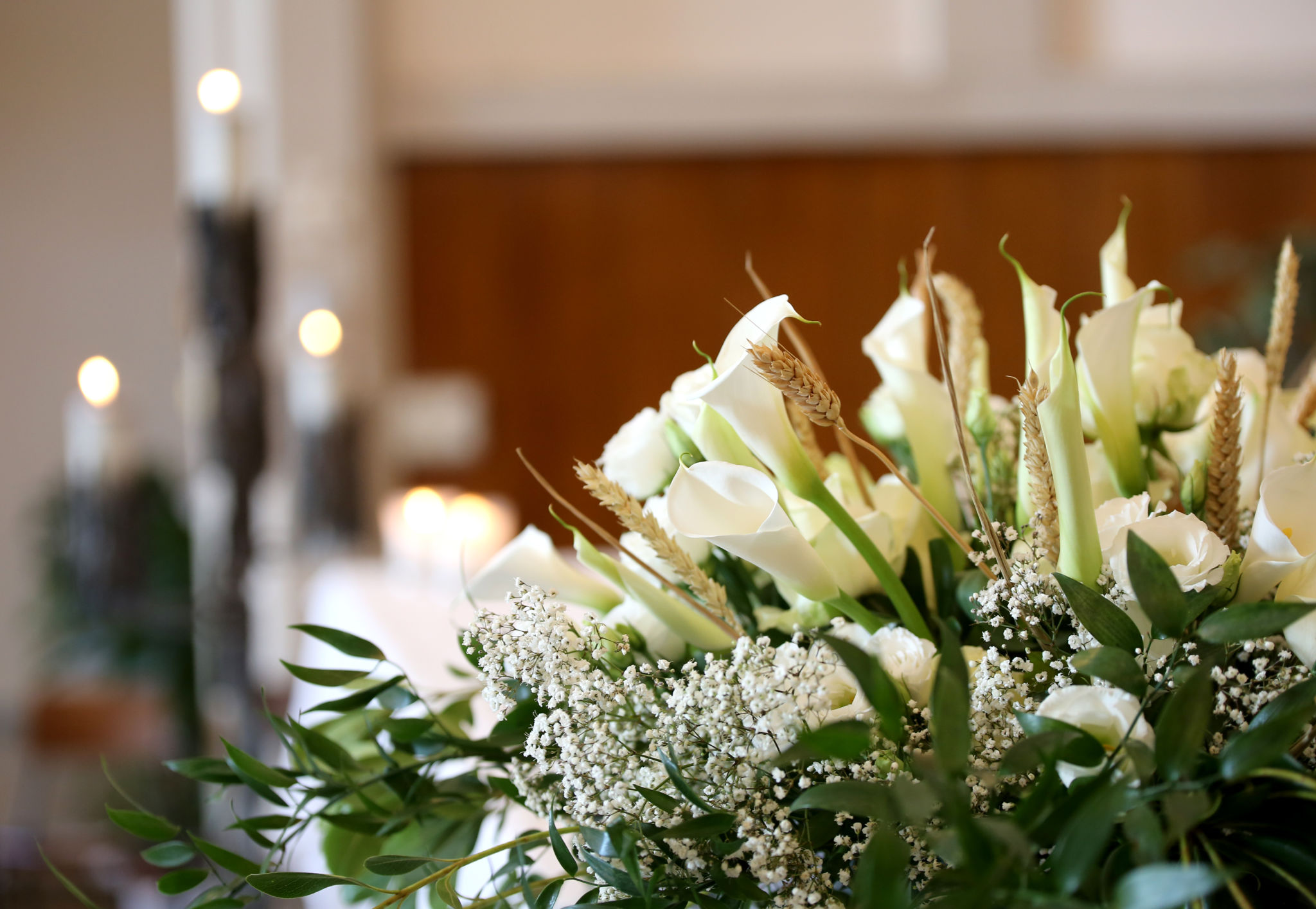 ceremony flowers cost