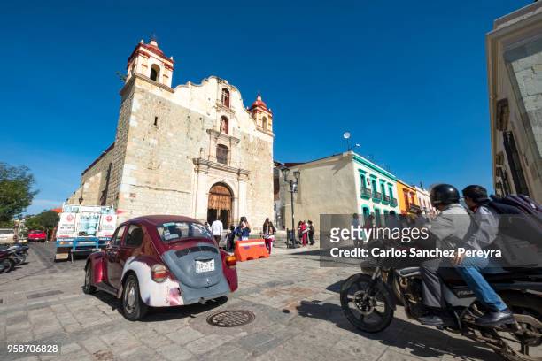 street in oaxaca - sangre stock pictures, royalty-free photos & images