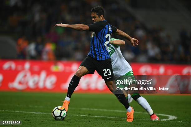 Citadin Martins Eder of FC Internazionale in action during the serie A match between FC Internazionale and US Sassuolo at Stadio Giuseppe Meazza on...