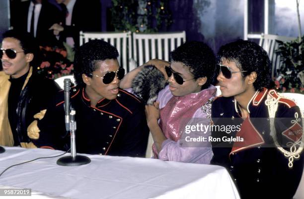 Marlon Jackson, Jermaine Jackson, Randy Jackson and Michael Jackson of The Jacksons attend Victory Tour Press Conference on November 30, 1983 at...