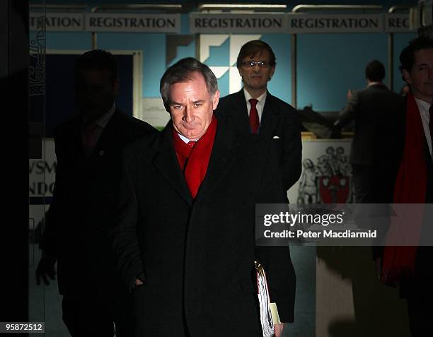 Geoff Hoon, defence secretary during the build up to the Iraq war, leaves the Iraq Inquiry after giving evidence on January 18, 2010 in London. The...