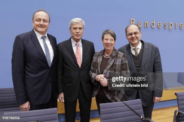 Joachim Rukwied, Präsident Deutscher Bauernverband , Dr. Michael Otto, Vors. Des Aufsichtsrates der Hamburger Handels- und Dienstleistungsgruppe Otto...