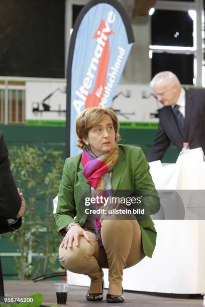 Beatrix Amelie Ehrengard Eilika von Storch, geborene Herzogin von Oldenburg, stellvertretende Bundesvorsitzende der AfD, Deutschland, Paaren im...