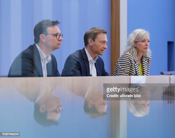Oliver Luksic, Spitzenkandidat der FDP im Saarland, Christian Lindner, Bundesvorsitzender der Freien Demokraten , Deutschland, Berlin,...