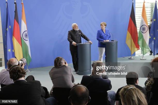 Indischen Premierminister, Narendra Modi, Bundeskanzlerin Angela Merkel, Deutschland, Berlin, Bundeskanzleramt, Vertragsunterzeichnungen und...