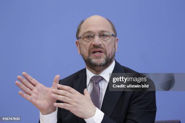 Martin Schulz, SPD- Vorsitzender und Kanzlerkandidat, Deutschland, Berlin, Bundespressekonferenz, Thema: Regierungsarbeit der SPD - Bilanz und...