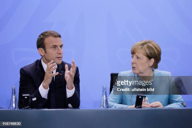 Emmanuel Macron, Präsident der Französischen Republik, Bundeskanzlerin Angela Merkel, Deutschland, Berlin, Bundeskanzleramt, Pressestatements von...