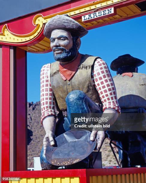 Historische Figur des Goldgraebers und Goldwaeschers Larsen in Boulder City bei Las Vegas in Nevada, USA