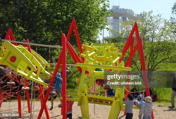 Gaerten der Welt IGA 2017, Gaerten der Welt , IGA-Gelaende. Waldspielplatz.