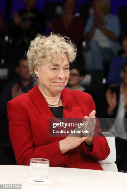 Prof. Dr. Gesine Schwan in der ZDF-Talkshow maybrit illner am in Berlin Thema der Sendung: Erdogans Zorn ? Lässt Europa sich provozieren?