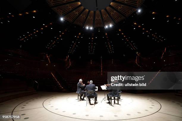 Emerson String Quartet gastiert mit Werken von Antonín Dvo?ák, Alban Berg und Ludwig van Beethoven in der Philharmonie Köln. Das Emerson String...