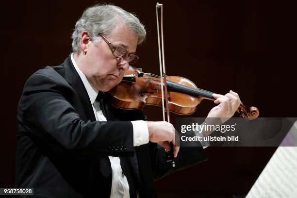 Emerson String Quartet gastiert mit Werken von Antonín Dvo?ák, Alban Berg und Ludwig van Beethoven in der Philharmonie Köln. Das Emerson String...