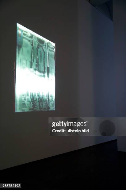 Trisha Donnelly erhält für seine Arbeit "" von der Gesellschaft für Moderne Kunst am Museum Ludwig den mit Ä 100.000 dotierten Wolfgang-Hahn-Preis...