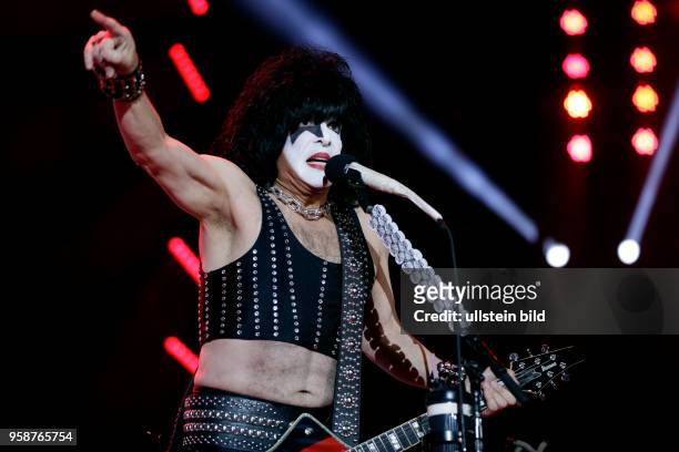 Kiss "Live 2017"-Tour Kiss bestehen aus: Paul Stanley , Gene Simmons , Tommy Thayer und Eric Singer am 12. Mai 2017 in der Westfalenhalle Dortmund