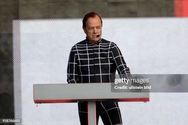 Kraftwerk "Tour de France"-Konzert Kraftwerk besteht aus Ralf Hütter, Fritz Hilpert, Henning Schmitz und Falk Grieffenhagen am 01. Juli 2017 im...