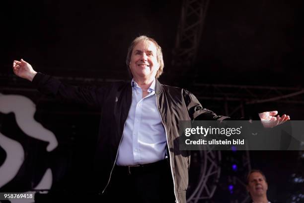 Chris De Burgh "A better world"-Tour am 04. Juli 2017 auf der Open-Air-Bühne am Tanzbrunnen Köln