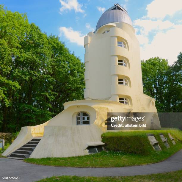 Einsteinturm , gebaut 1919 -1922 , Potsdam , Turm Teleskop mit Denkmalsschutz vom Leibnitz - Institut Für Astrophysik Potsdam , im GFZ,...