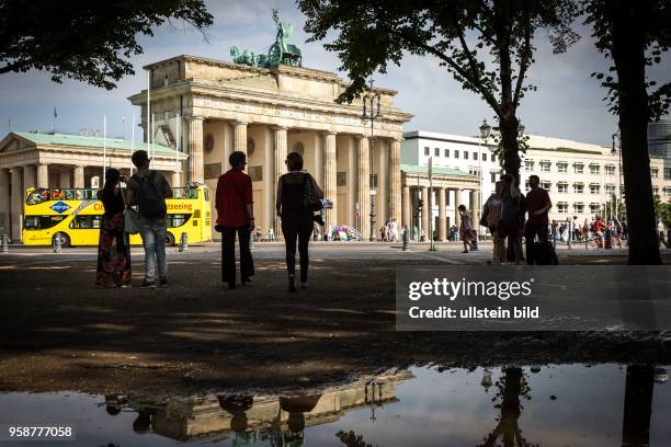 Deutschland Germany Berlin Stadtführung zu den Sehenswürdigkeiten der Hauptstadt.