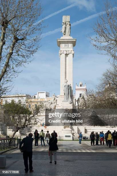 Denkmal in Cadiz erinnert an die 1812 in Cadiz beschlossene erste Verfassung Spaniens