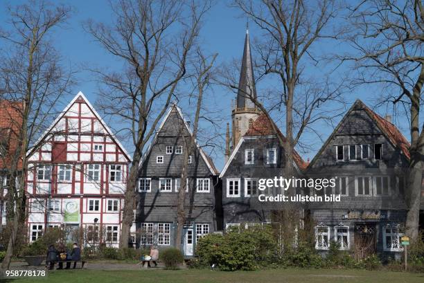 Am Alten Kirchplatz in Gütersloh, historische Fachwerk- und Schieferhäuser