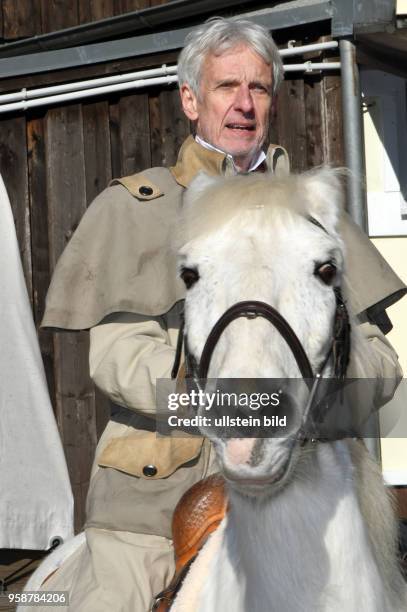 Präsentation der Gaststars_Karl-May-Spiele _Old Surehand Mathieu Carrire spielt den eiskalter General Douglas 24. 02.2017 Indian Village,...