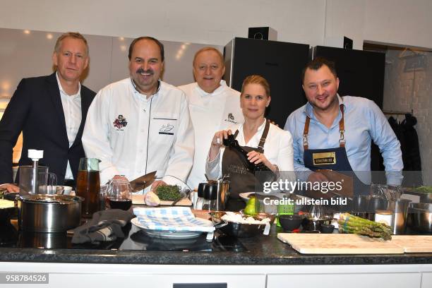 "Kerners Köche" April wöchentlich im Zweiten Johann Lafer,Cornelia Poletto, Johannes B. Kerner,Alfons Schuhbeck, Sebastian Lege