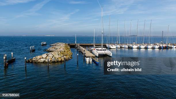 Rügen, Wiek, Wiek Hafen, Deutschland, Hafen, Kreidebrücke, Landungsbrücke, Meckenburg Vorpommern, Segelboot, Boot,, Ostsee, Baltic Sea