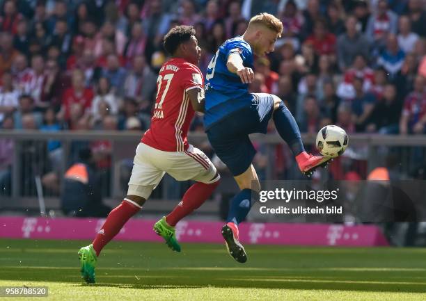 Felix Platte im Zweikampf mit David Alaba waehrend dem Fussball Bundesliga Spiel FC Bayern Muenchen gegen Darmstadt 98 am 32. Spieltag der Saison...