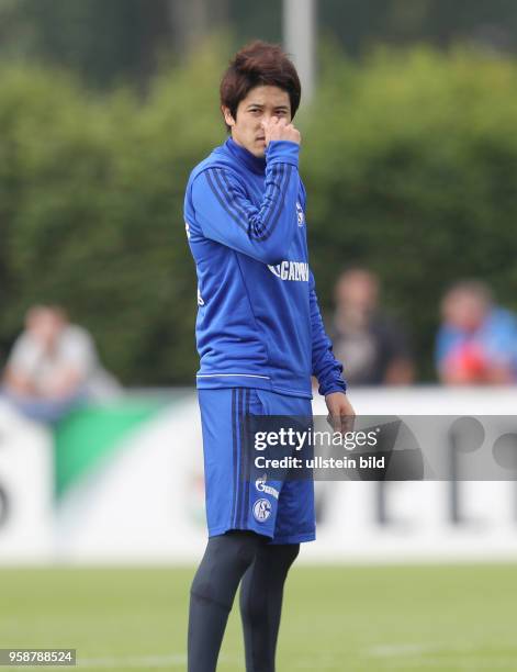 Fussball GER, 1. Bundesliga Saison 2017 2018, Training FC Schalke 04, Atsuto Uchida