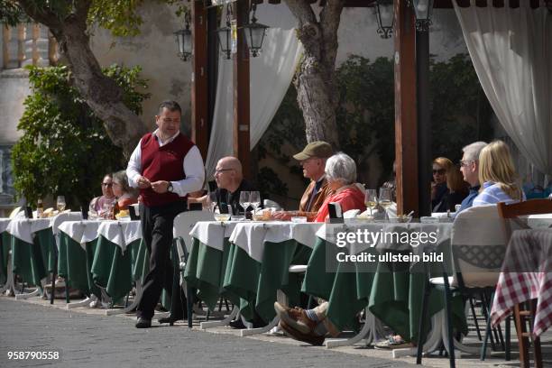 Restaurant, Corso Umberto, Taormina, Sizilien, Italien