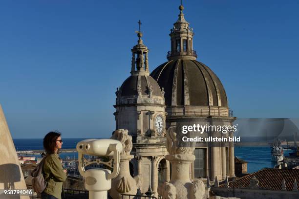 Kuppel, Dom, Piazza Duomo, Catania, Sizilien, Italien