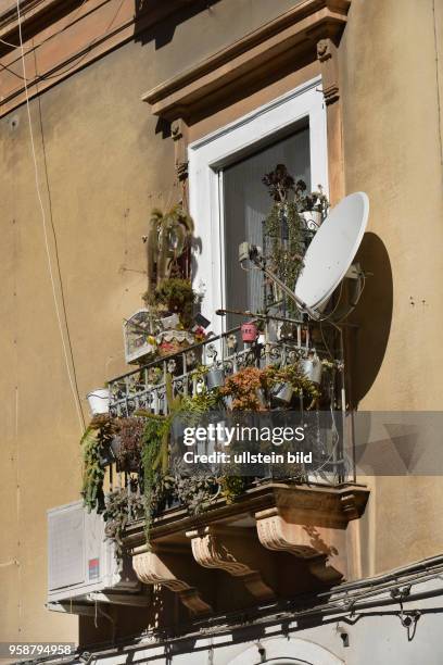 Balkon, Catania, Sizilien, Italien