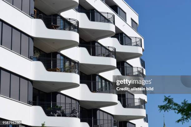 Wohnhaus, Stralauer Allee, Friedrichshain, Berlin, Deutschland