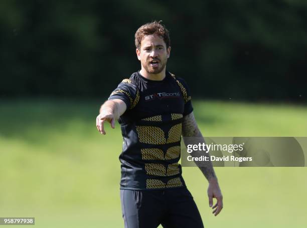 Danny Cipriani issues instructions during the Wasps training session held at their training ground on May 15, 2018 in Coventry, England.