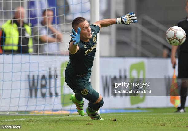 Fussball, Saison 2016/2017, Schauinsland Cup der Traditionen in Duisburg, 2. Halbfinale, Hertha BSC - FC Nantes, Torwart Maxime Dupe