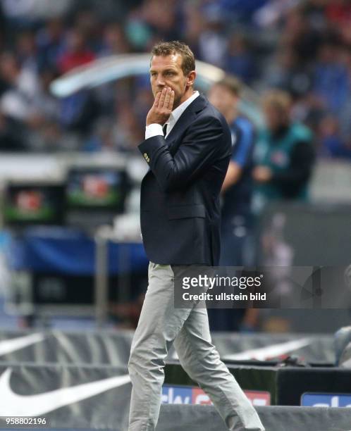 Fussball GER, 1. Bundesliga Saison 2016 2017, 3. Spieltag, Hertha BSC Berlin - FC Schalke 04 2:0, Trainer Markus Weinzierl