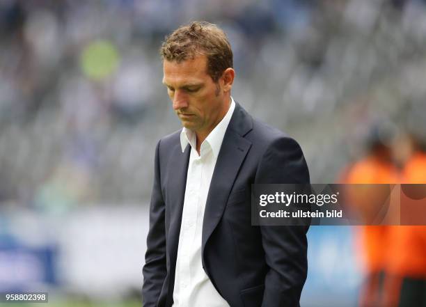 Fussball GER, 1. Bundesliga Saison 2016 2017, 3. Spieltag, Hertha BSC Berlin - FC Schalke 04, Trainer Markus Weinzierl