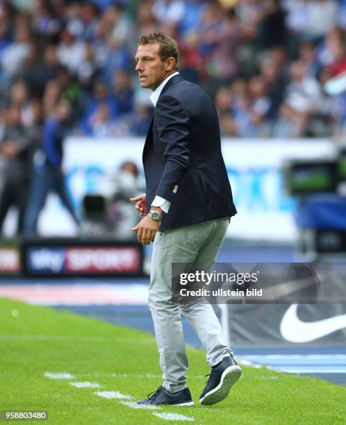 Fussball GER, 1. Bundesliga Saison 2016 2017, 3. Spieltag, Hertha BSC Berlin - FC Schalke 04 2:0, Trainer Markus Weinzierl