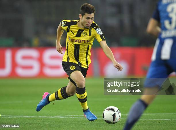 Fussball GER, DFB Pokal, Achtelfinale, Saison 2016 2017, Borussia Dortmund - Hertha BSC Berlin 1:1, 3:2 i. E., Raphael Guerreiro, Raphaël Guerreiro