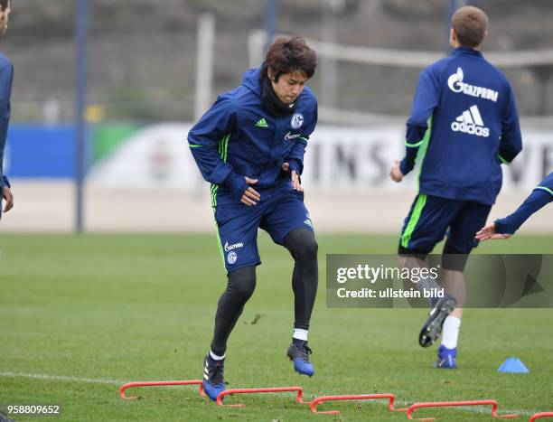 Fussball GER, 1. Bundesliga Saison 2016 2017, Training FC Schalke 04, Atsuto Uchida