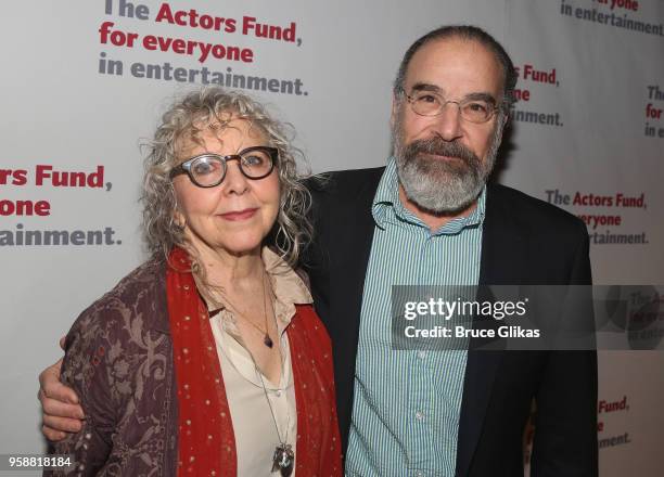 Kathryn Grody and Mandy Patinkin pose at The Actors Fund of America's Annual Gala Honoring Warren Beatty, Uma Thurman, Chita Rivera and Kenny Leon at...