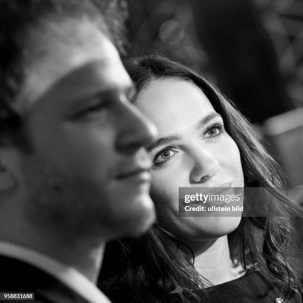 Regisseur Adrian Goiginger und Schauspielerin Verena Altenberger während des RadioEins Berlinale Nighttalk aus der XXL-Lounge am Rande der 67....