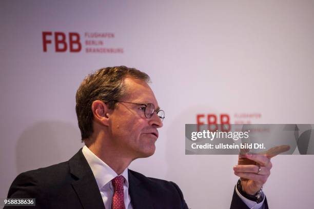 Regierende Bürgemeister Michael Müller auf der Pressekonferenz vom FBB am in Berlin