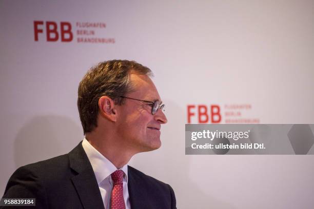 Regierende Bürgemeister Michael Müller auf der Pressekonferenz vom FBB am in Berlin