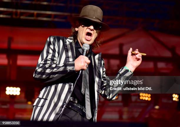 Udo Lindenberg Live 2017 am Zusatzkonzert in der Waldbühne Berlin. Nach Berlin kommen und nur einmal vor mehr als 22.000 Zuschauern in der Waldbühne...